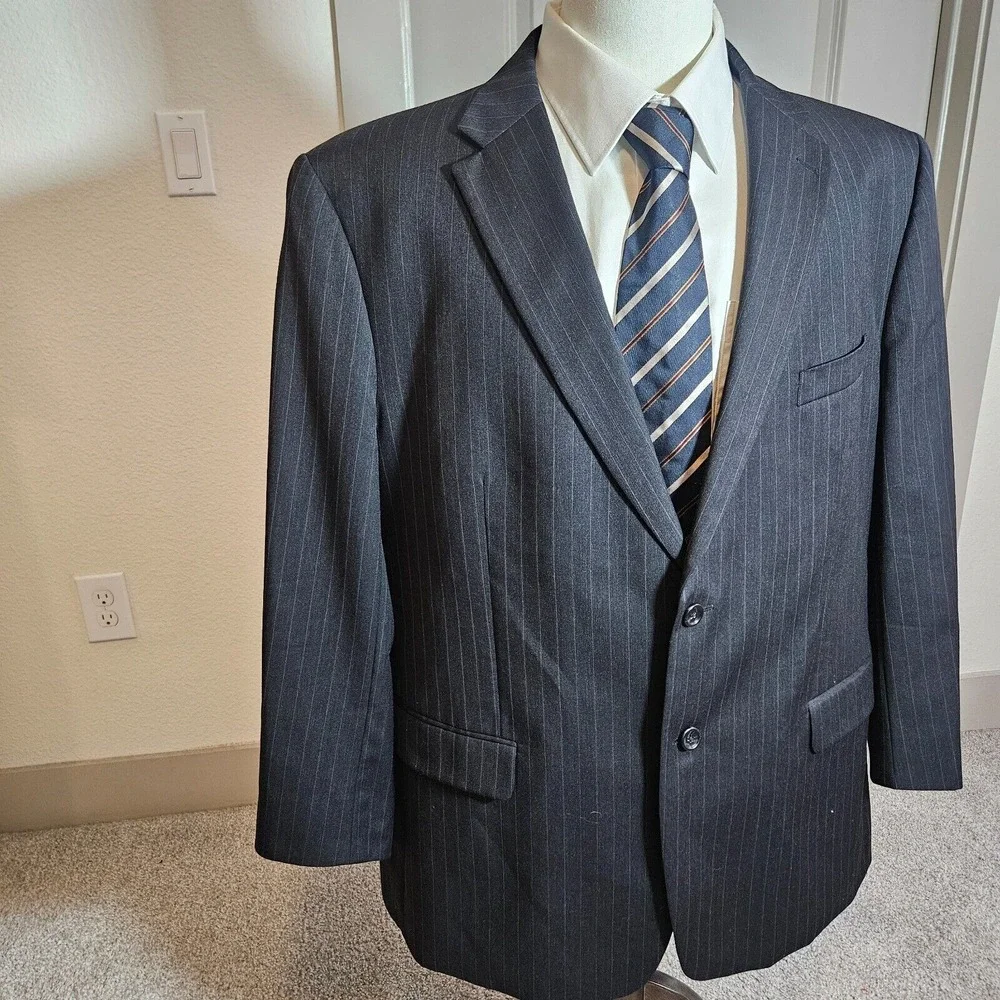 Jones New York 46S Wool Blazer Suit Jacket‎ Men Charcoal Pinstriped